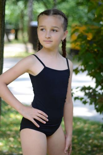 Купальник на тоненьких бретелях чорний 11.22