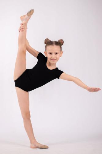 Купальник для танців з коротким рукавом чорний11.21