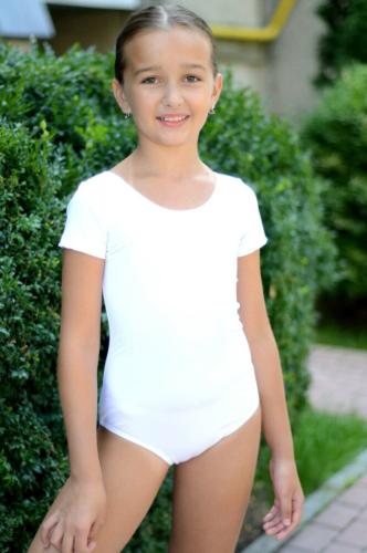 Купальник  для гімнастики з біфлексу білий 11.29